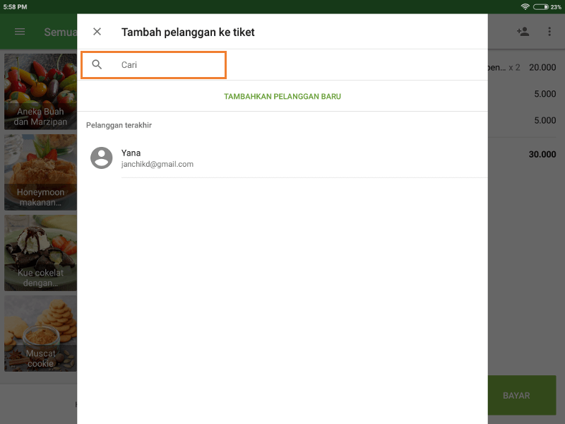 mencari di daftar pelanggan