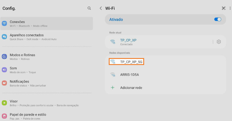 Nas configurações do seu dispositivo móvel, verifique a rede à qual você está conectado.